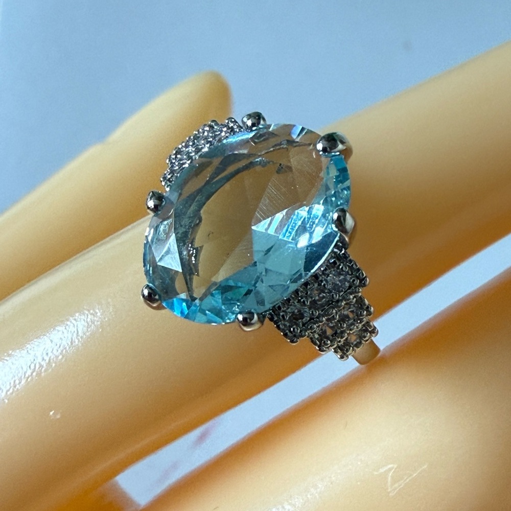 Fashion Jewelry Silver Ring with Light Blue Center Stone and Pavé Accents - Picture 5 of 8